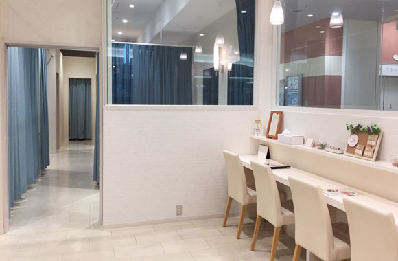 ラクシア エルミこうのすショッピングモール店